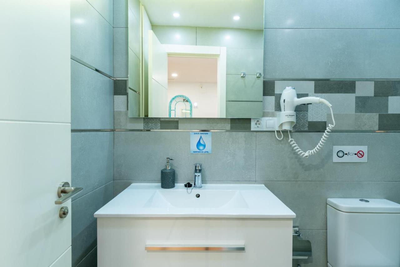 Locksmith Apartment - Park Option Siviglia Esterno foto